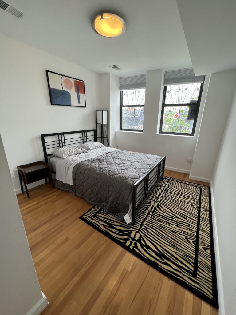 39 Newkirk St — image 4